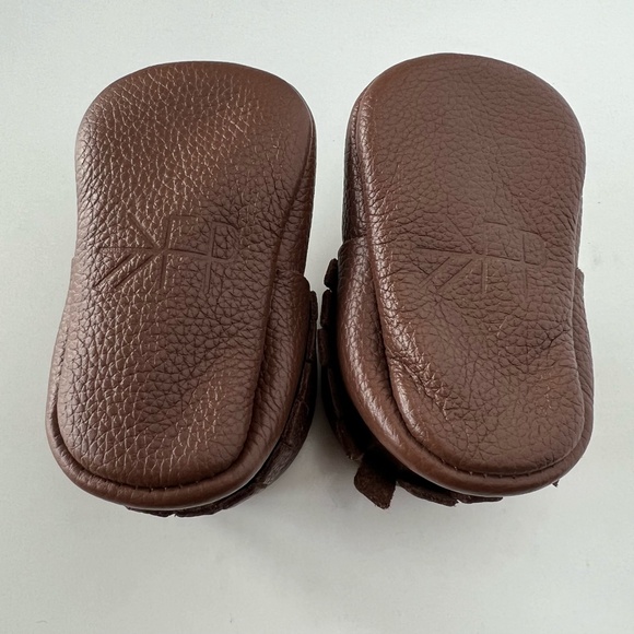 Freshly Picked Moccasin Baby Shoe in Brown size 1 - Picture 5 of 9